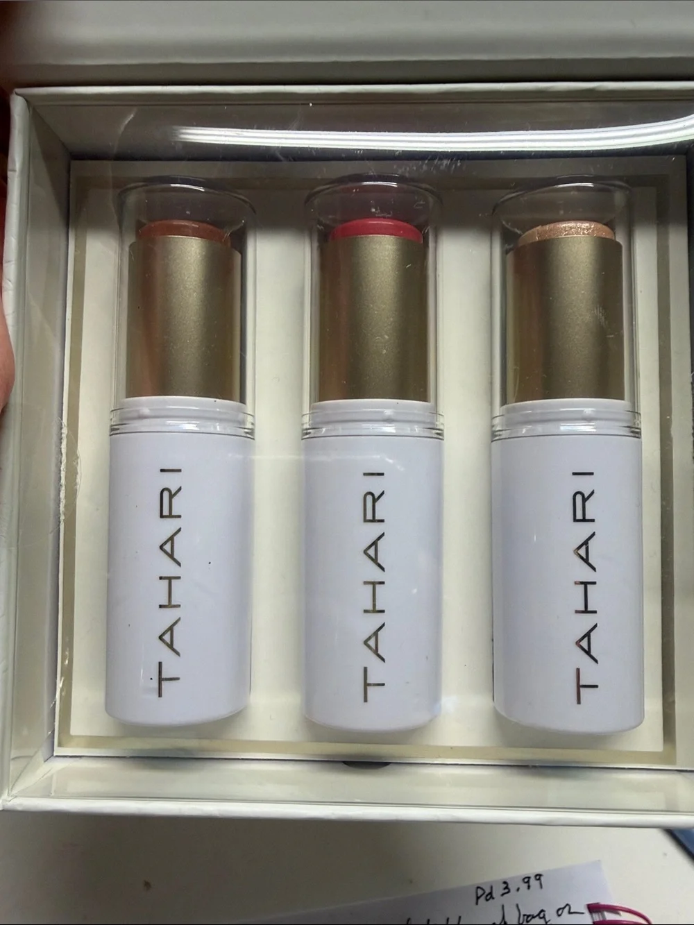 Tahari White & Gold Face Contour Compact